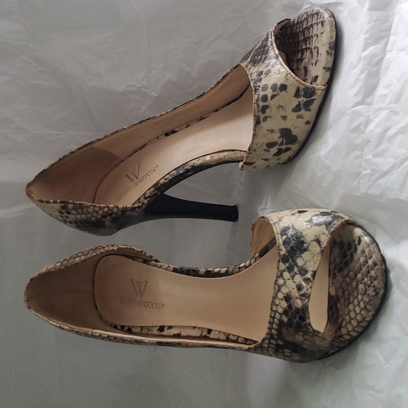 Open Toe Pumps-Neutral Snake Skin Print - Picture 1 of 6